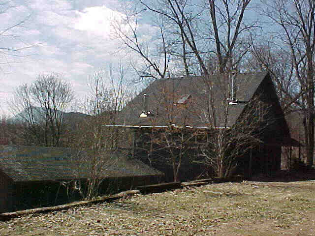 Building photograph for 457 LIME ROCK ROAD